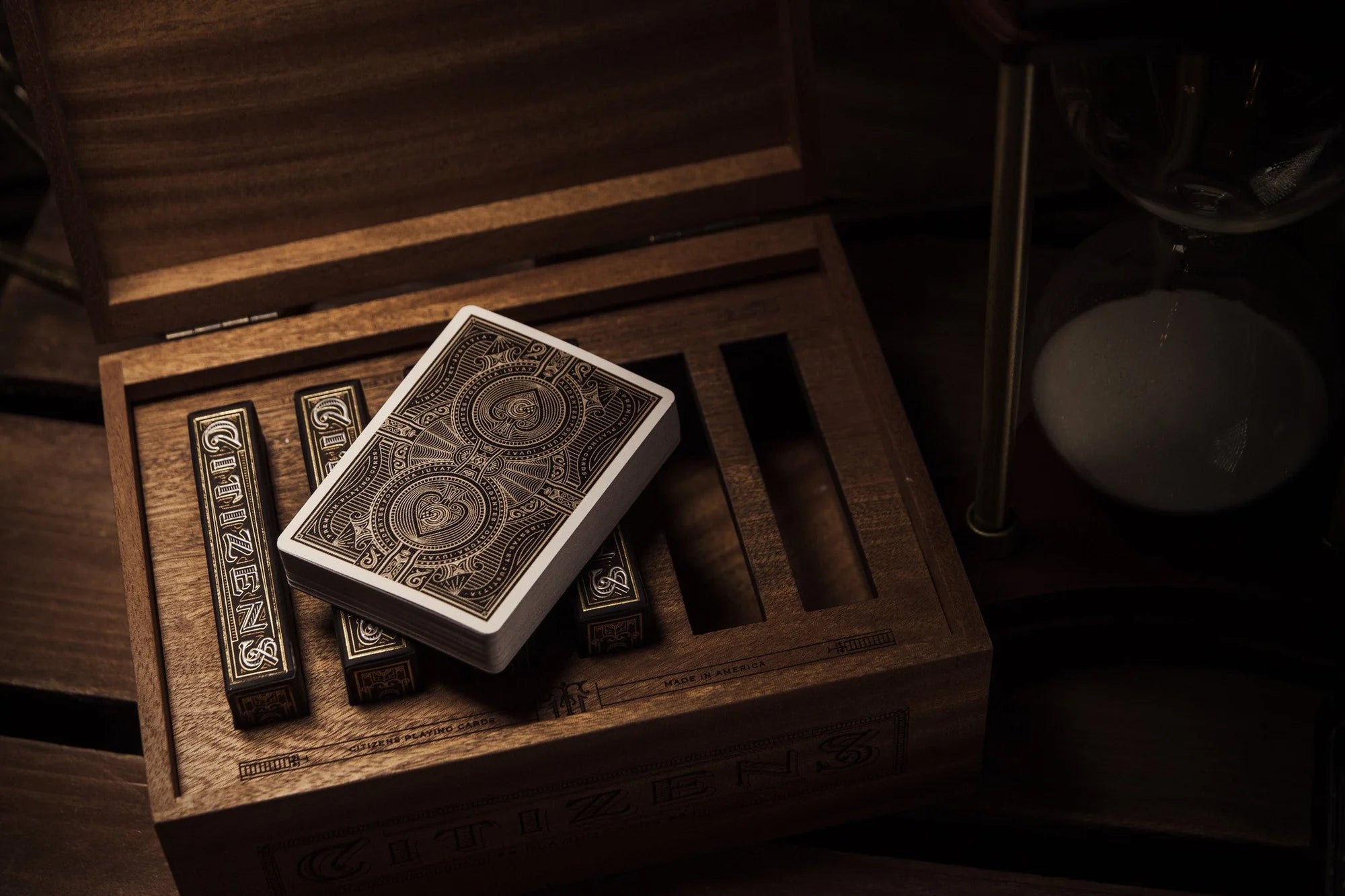 Citizens Spielkarten Wood Box